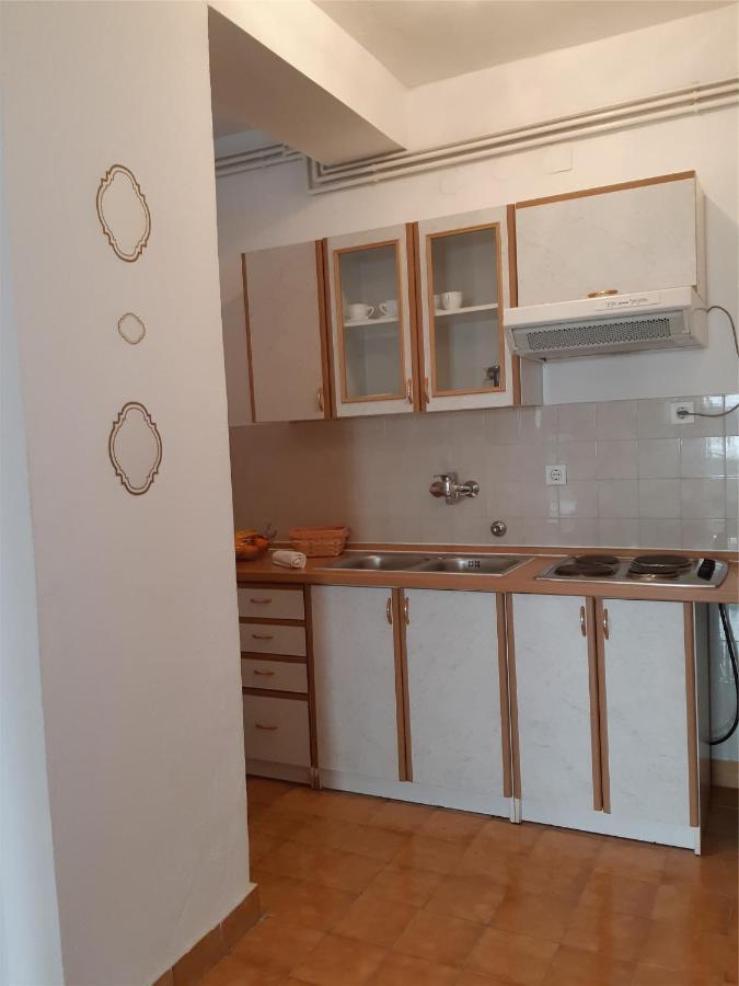 Apartments Gaj Бродарика Екстериор снимка