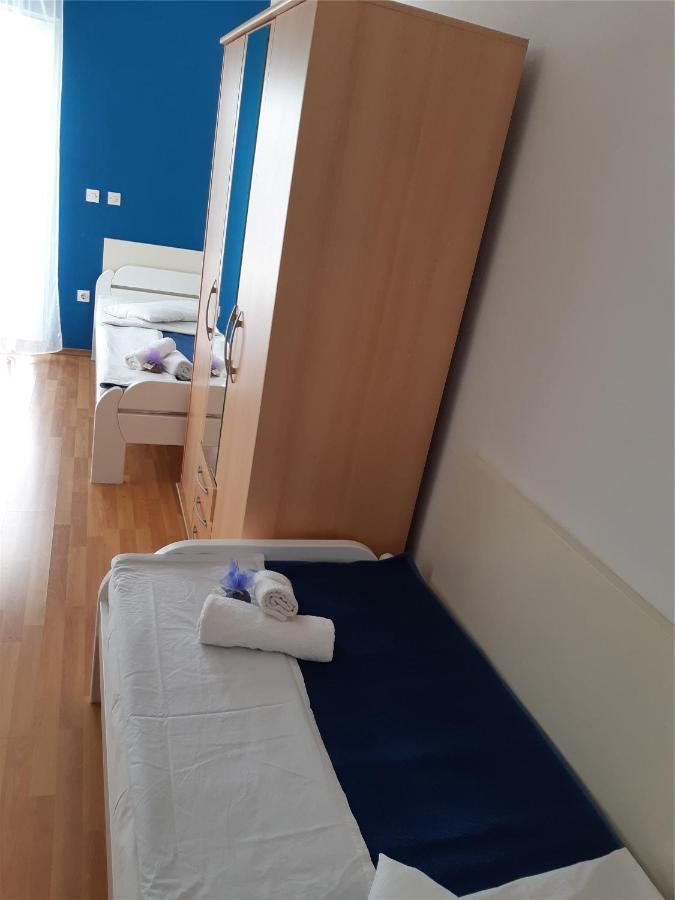 Apartments Gaj Бродарика Екстериор снимка