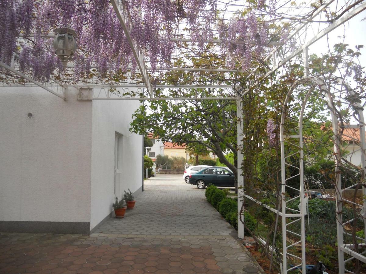 Apartments Gaj Бродарика Екстериор снимка